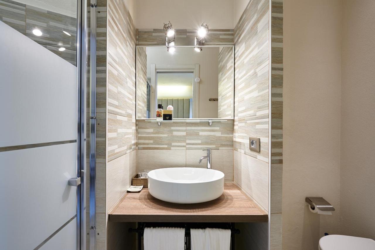 Room 230 Roma Luxury Suites Ngoại thất bức ảnh